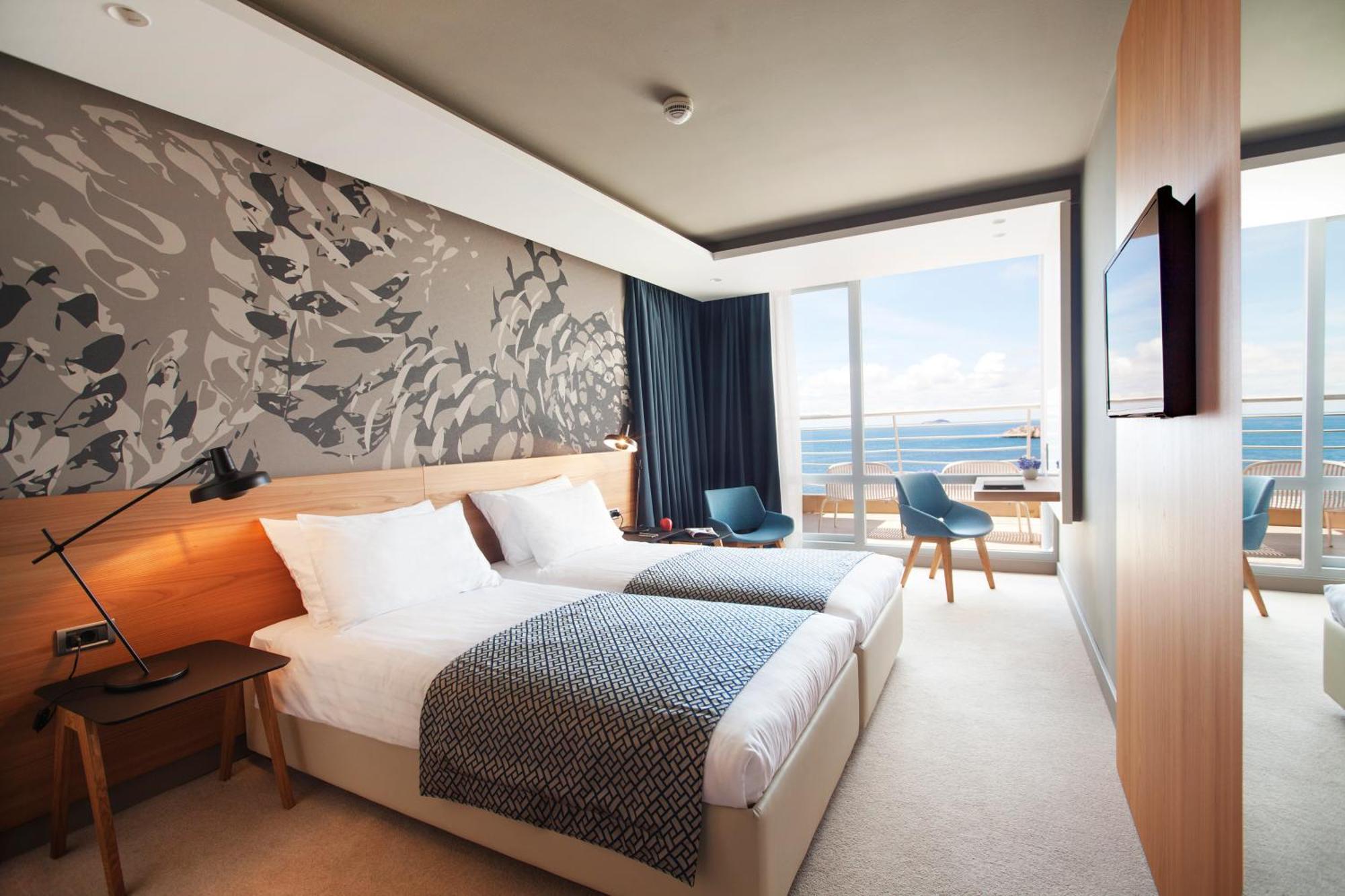 Chambre Supérieure avec Balcon - Vue sur Mer - Dîner Buffet de Réveillon du Nouvel An
